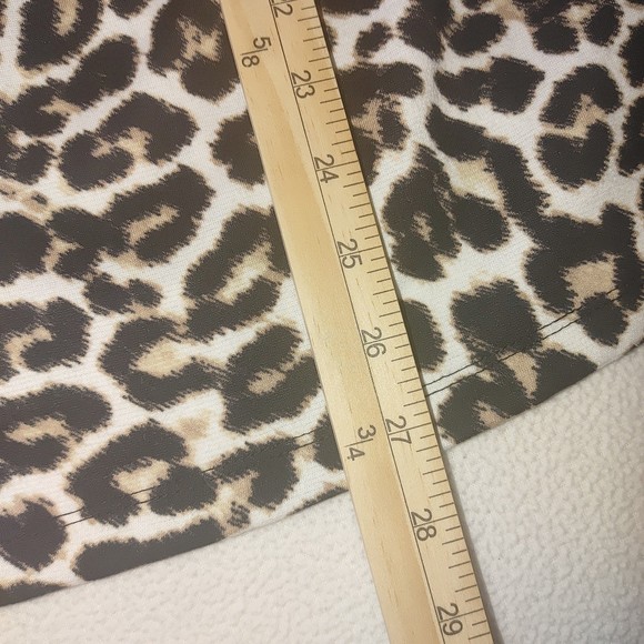 Worthington Woman Size 3X Sleeveless Blouse Animal Print Embellished Collar. - Picture 6 of 6